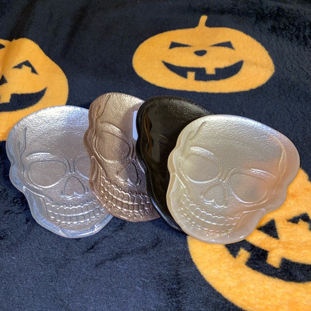 NWT - Turkish Skull Trays 🎃 Halloween 🎃